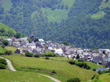 France-Pyrenees-Follow the GR10 in the Pyrenees